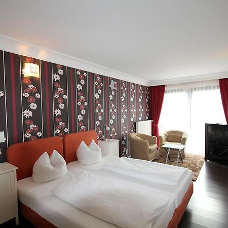 Apartmenthaus Alt Graz Düsseldorf Quarto foto